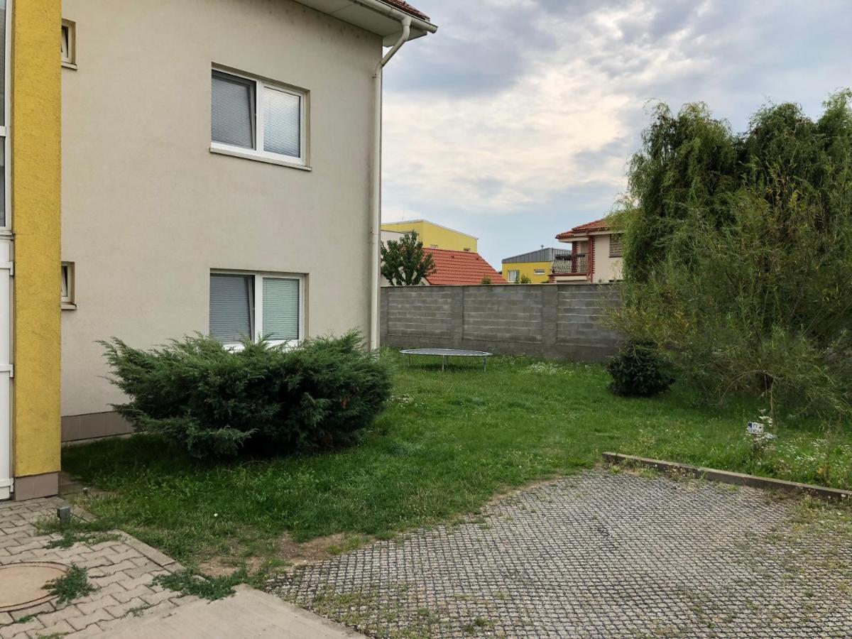 Apartman 501 Biely Kostol Exterior photo